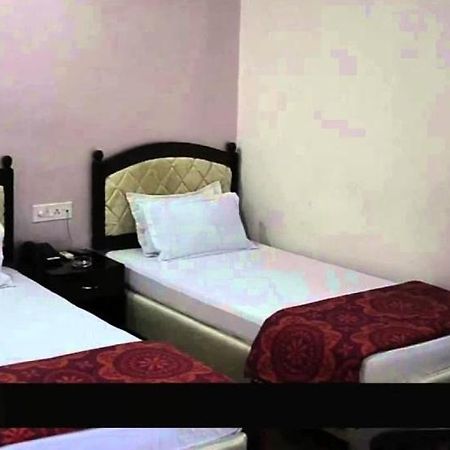 Hotel Gulshan International Kalkuta Zewnętrze zdjęcie